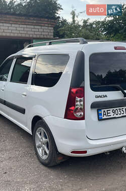 Седан Dacia Logan 2009 в Кривом Роге