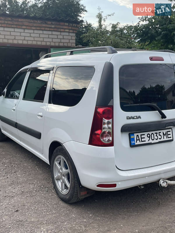 Седан Dacia Logan 2009 в Кривом Роге