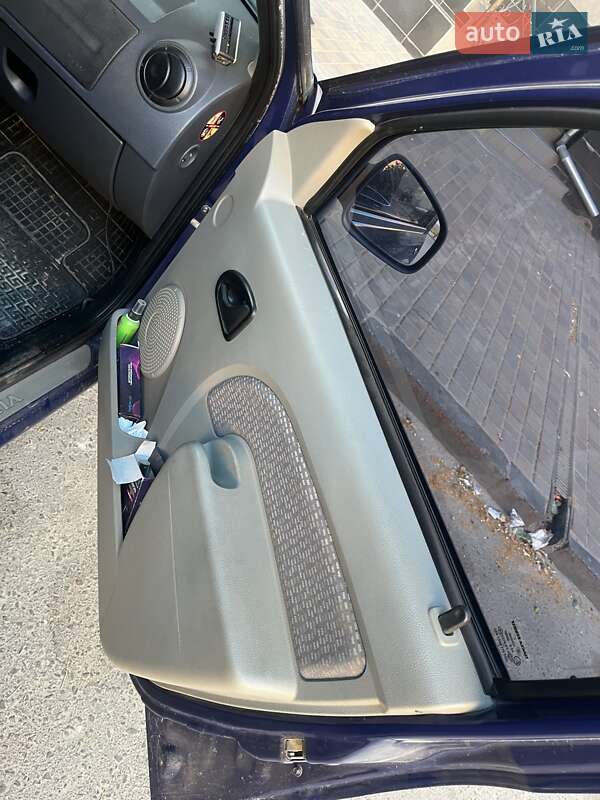 Седан Dacia Logan 2007 в Костополе