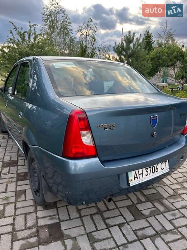 Седан Dacia Logan 2007 в Запорожье