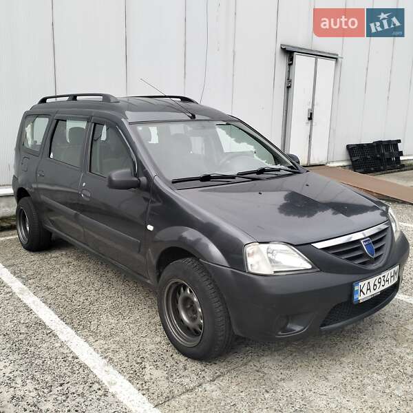 Седан Dacia Logan 2008 в Києві