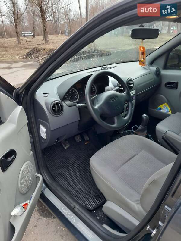Седан Dacia Logan 2007 в Покрове