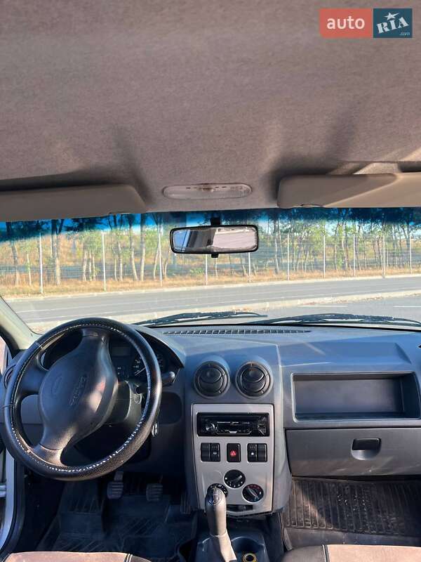 Седан Dacia Logan 2006 в Днепре фото 6 Седан Dacia Logan 2006 в Днепре