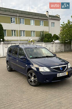 Седан Dacia Logan 2009 в Ровно