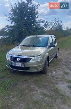 Седан Dacia Logan 2009 в Києві