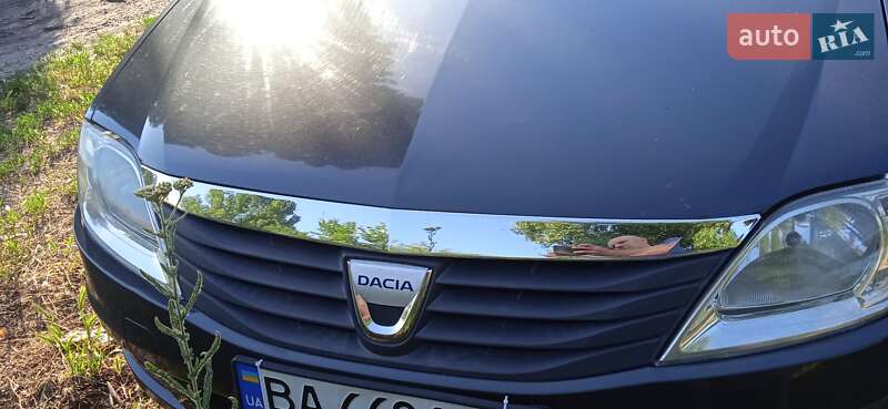 Седан Dacia Logan 2009 в Кропивницком