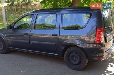 Седан Dacia Logan 2009 в 