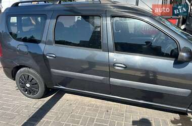 Седан Dacia Logan 2009 в Рівному