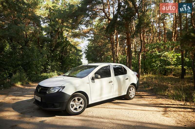 Седан Dacia Logan 2015 в Кропивницькому