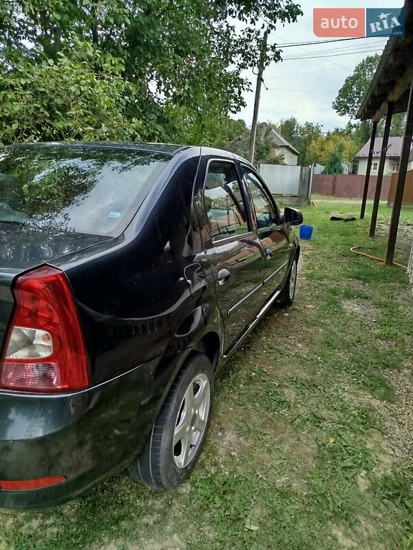 Седан Dacia Logan 2008 в 