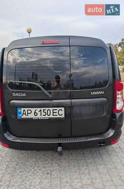 Седан Dacia Logan 2011 в Запоріжжі