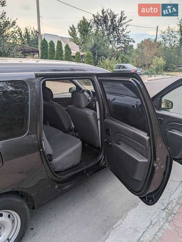 Седан Dacia Logan 2011 в Запоріжжі фото 13 Седан Dacia Logan 2011 в Запоріжжі