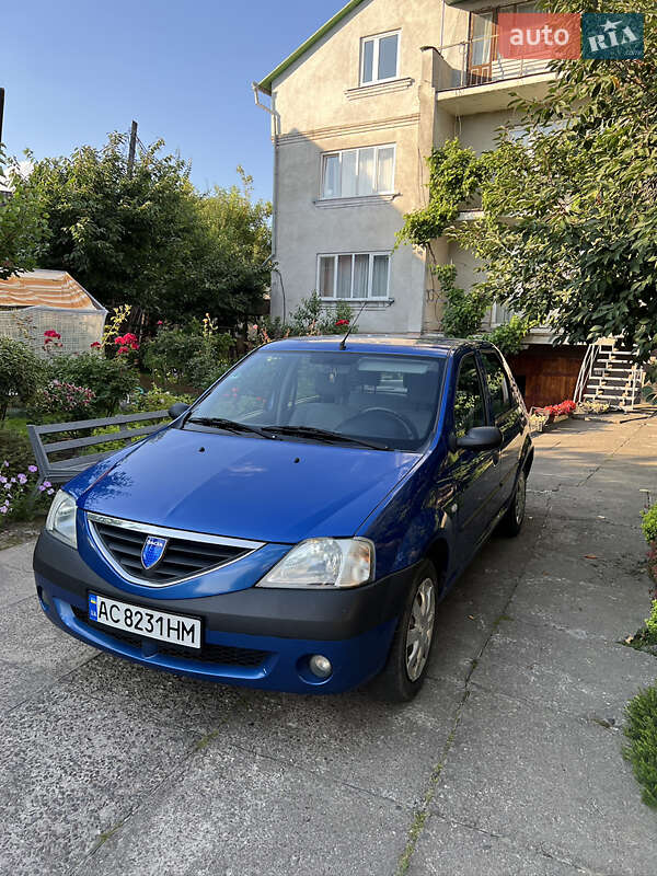 Седан Dacia Logan 2005 в 