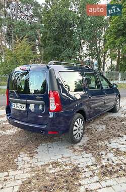 Седан Dacia Logan 2012 в Черкасах