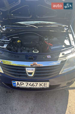 Седан Dacia Logan 2009 в Марганце