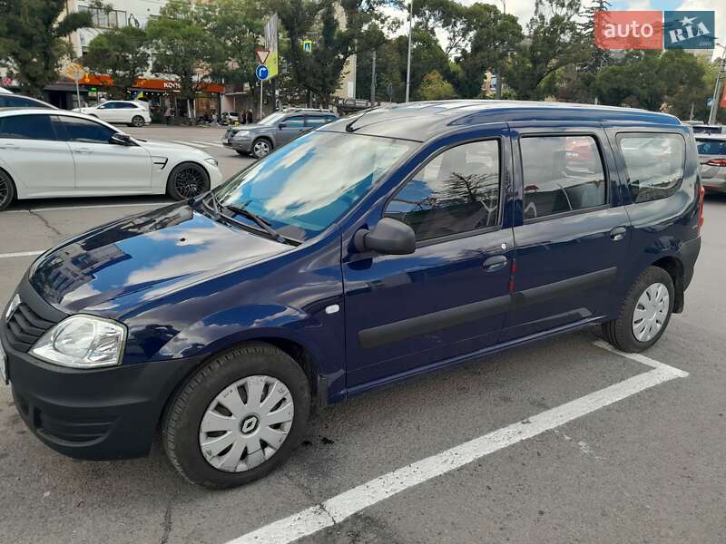 Седан Dacia Logan 2010 в Ивано-Франковске фото 5 Седан Dacia Logan 2010 в Ивано-Франковске