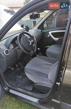 Седан Dacia Logan 2010 в 