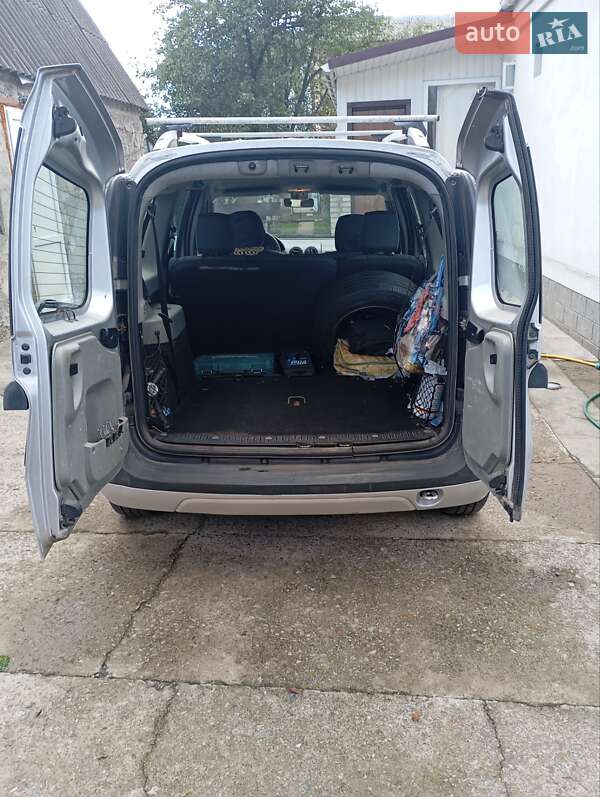 Седан Dacia Logan 2008 в Белой Церкви