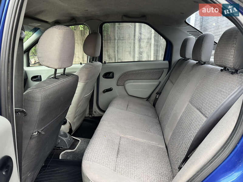 Седан Dacia Logan 2007 в Лубнах