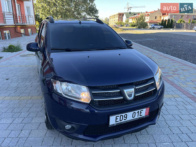 Седан Dacia Logan 2014 в Ужгороде