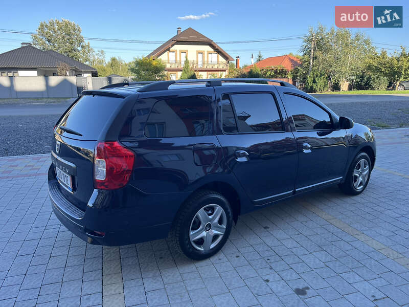 Седан Dacia Logan 2014 в Ужгороде