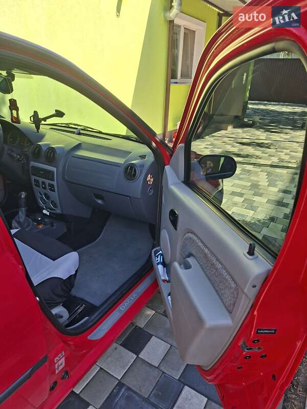 Седан Dacia Logan 2008 в Дніпрі