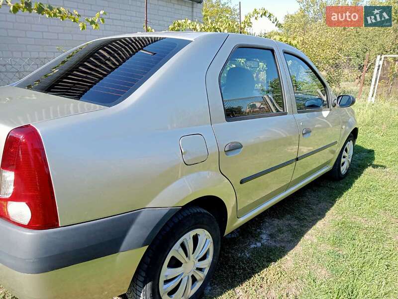 Седан Dacia Logan 2006 в Запорожье
