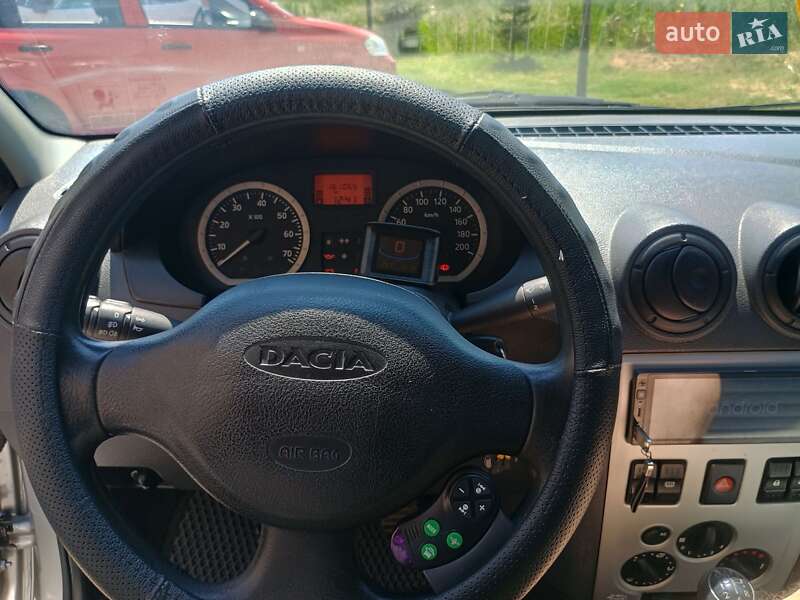 Седан Dacia Logan 2007 в Києві фото 25 Седан Dacia Logan 2007 в Києві