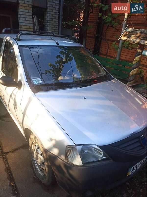 Седан Dacia Logan 2006 в Києві фото 2 Седан Dacia Logan 2006 в Києві