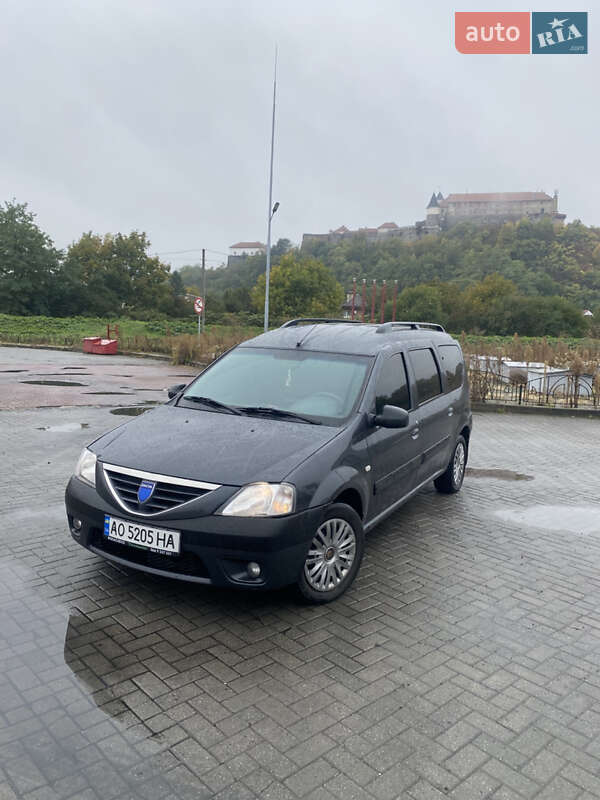Седан Dacia Logan 2008 в Мукачевому фото Седан Dacia Logan 2008 в Мукачевому