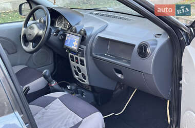 Седан Dacia Logan 2008 в 