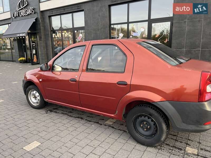 Седан Dacia Logan 2008 в Ужгороде