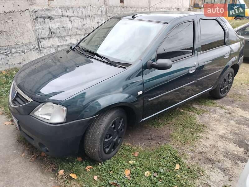 Седан Dacia Logan 2006 в  фото Седан Dacia Logan 2006 в