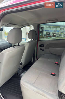 Седан Dacia Logan 2009 в 