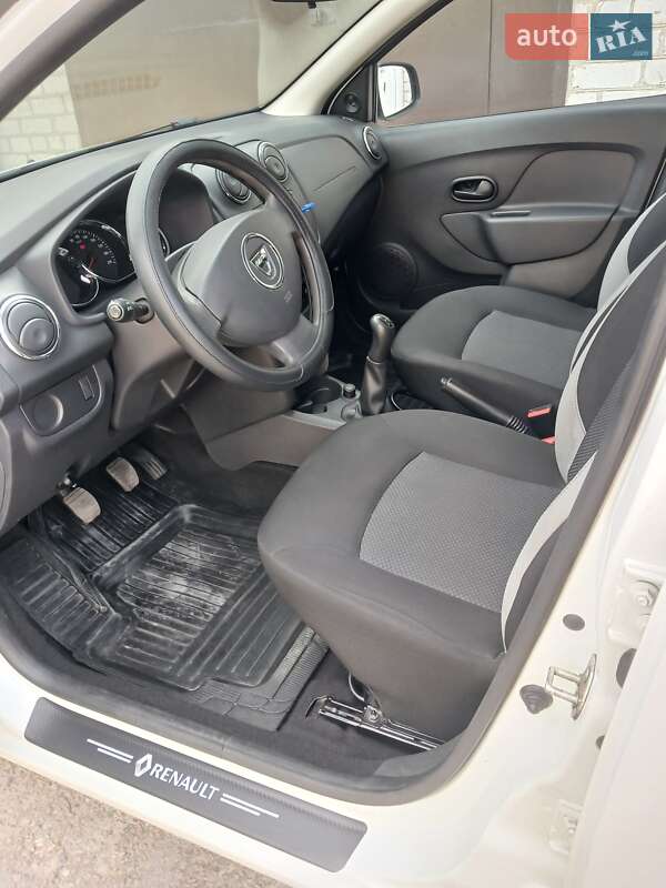 Седан Dacia Logan 2016 в Запорожье