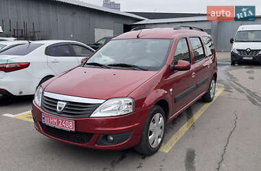 Седан Dacia Logan 2009 в Киеве