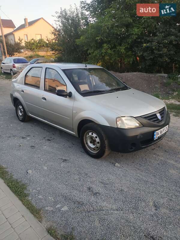 Седан Dacia Logan 2007 в Рівному фото 12 Седан Dacia Logan 2007 в Рівному