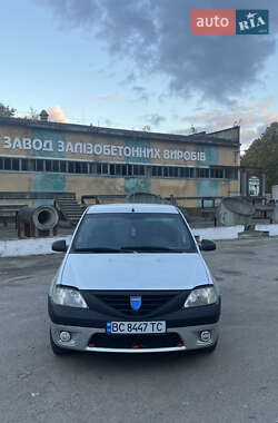 Седан Dacia Logan 2007 в Львові