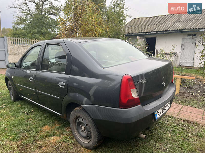 Седан Dacia Logan 2008 в Бобровиці