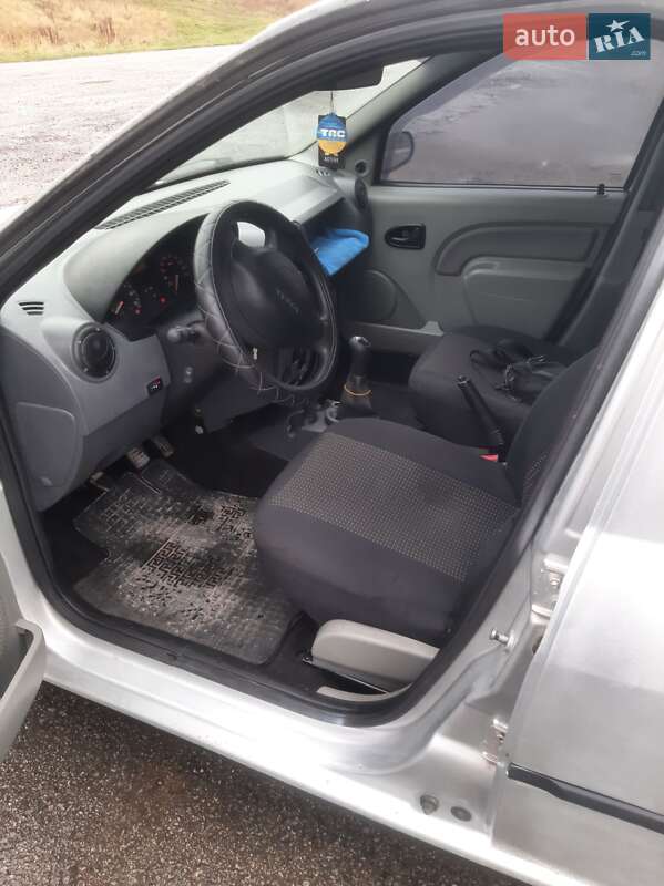 Седан Dacia Logan 2007 в Тернополе фото 16 Седан Dacia Logan 2007 в Тернополе