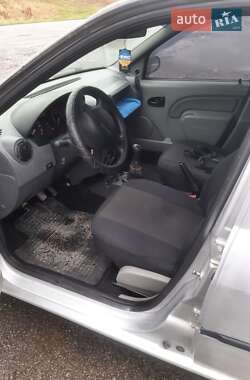 Седан Dacia Logan 2007 в  фото 16 Седан Dacia Logan 2007 в