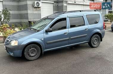 Седан Dacia Logan 2008 в Киеве