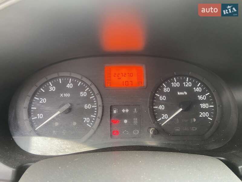 Седан Dacia Logan 2008 в Запорожье фото 6 Седан Dacia Logan 2008 в Запорожье