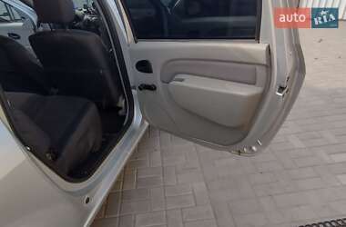 Универсал Dacia Logan 2007 в 