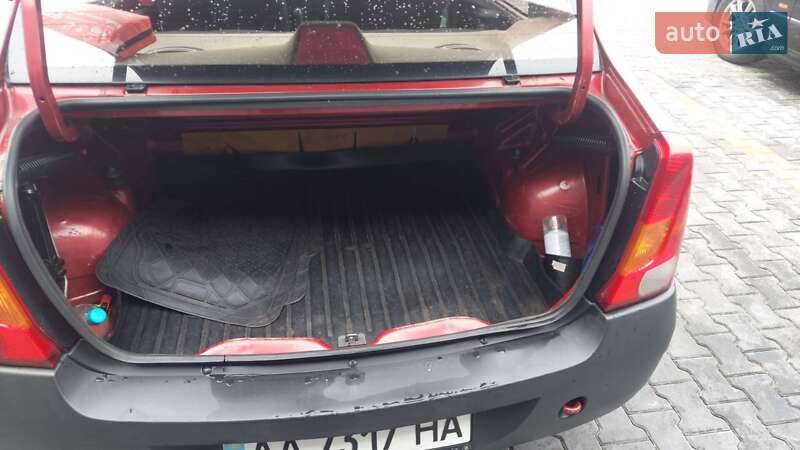 Седан Dacia Logan 2008 в Киеве