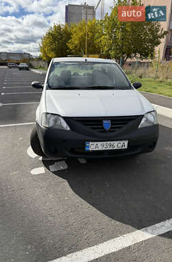 Седан Dacia Logan 2007 в Умані