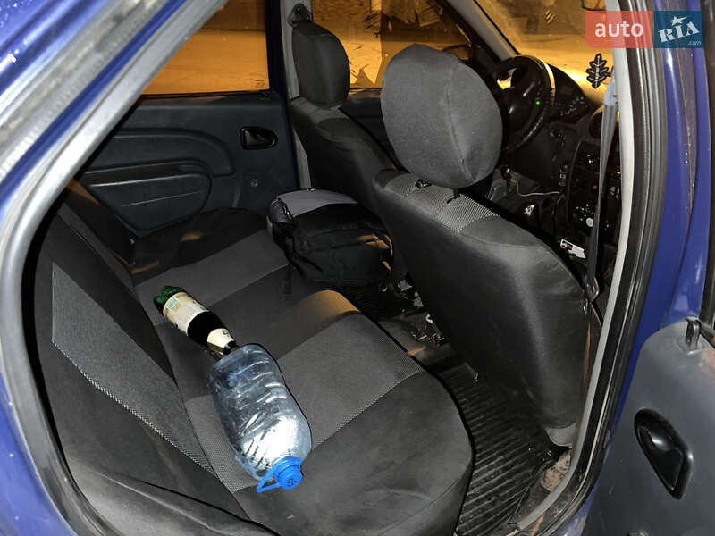 Седан Dacia Logan 2008 в Шепетовке фото 6 Седан Dacia Logan 2008 в Шепетовке