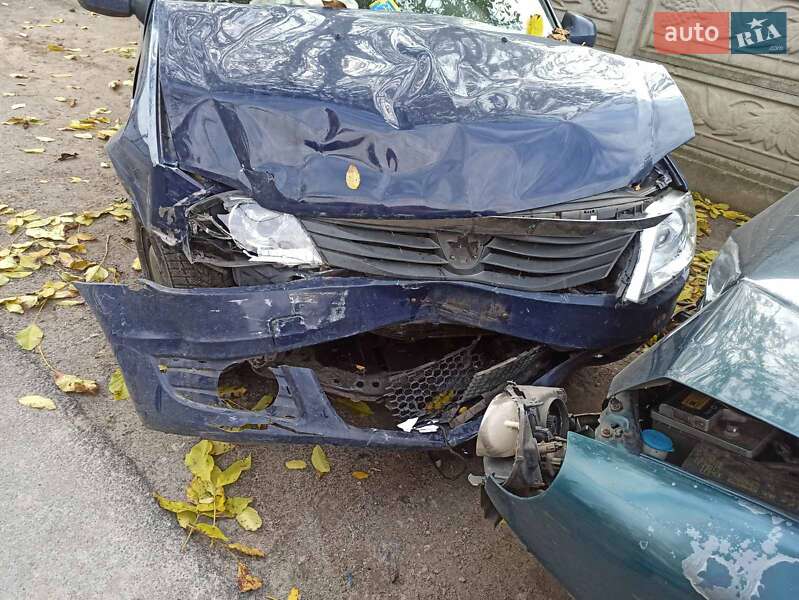 Седан Dacia Logan 2009 в Києві