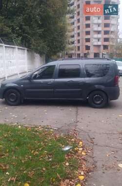 Седан Dacia Logan 2008 в Киеве