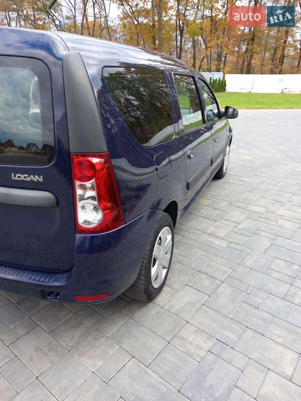 Седан Dacia Logan 2011 в Луцке фото 8 Седан Dacia Logan 2011 в Луцке